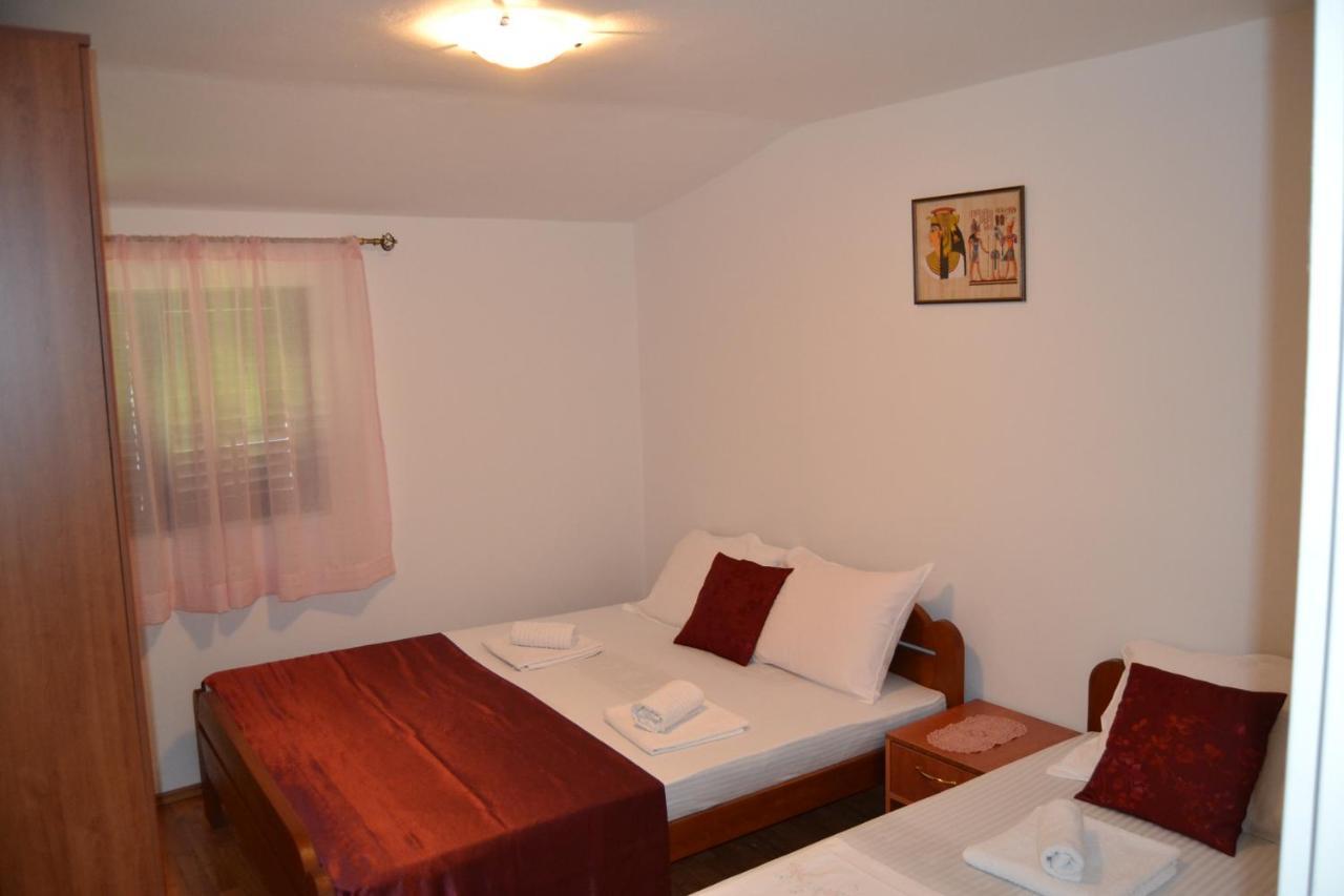 Apartments Dobrisa Kotor Zewnętrze zdjęcie