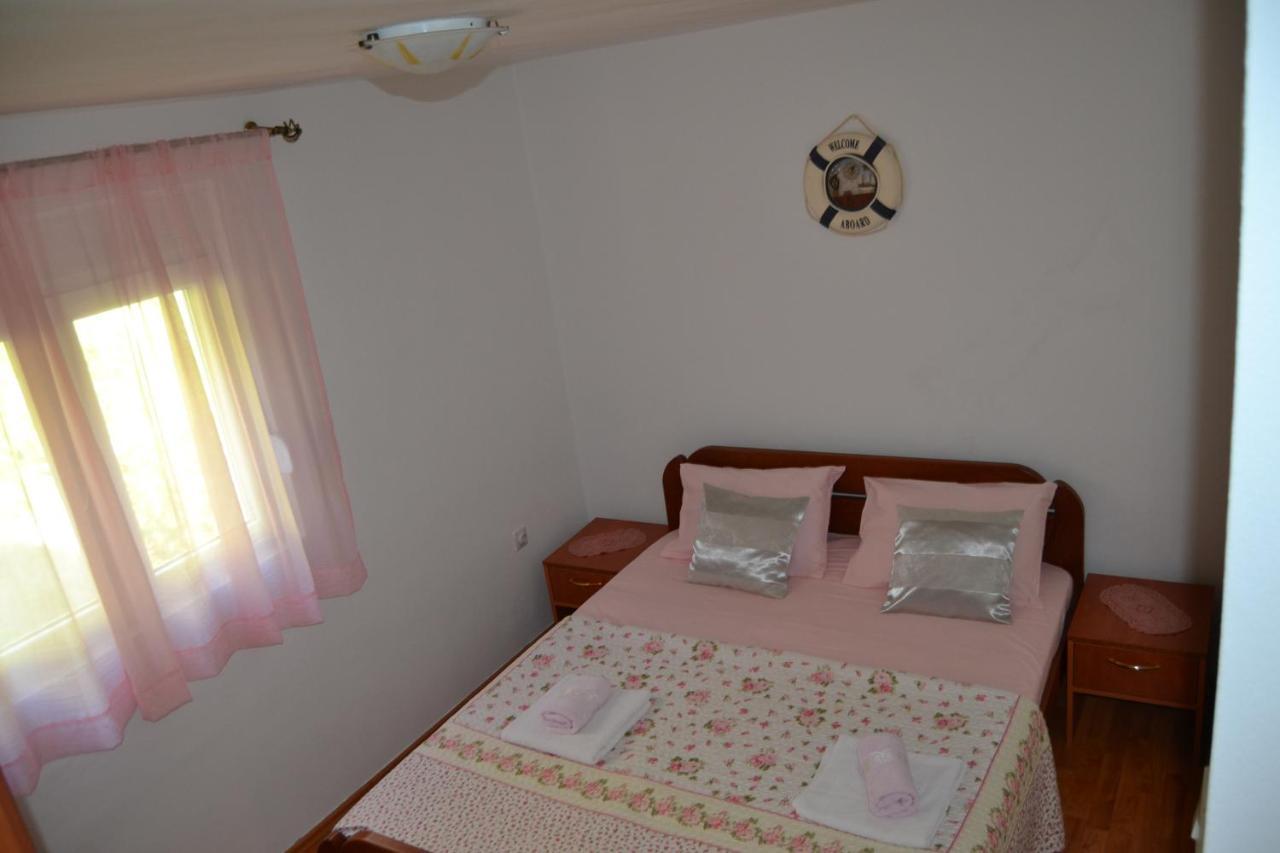 Apartments Dobrisa Kotor Zewnętrze zdjęcie