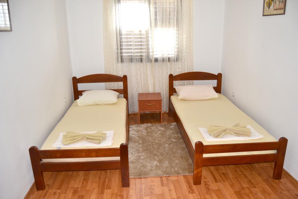 Apartments Dobrisa Kotor Zewnętrze zdjęcie